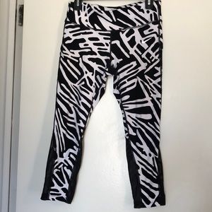 Nike epic luxe cropped